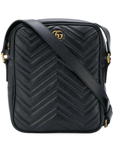 Gucci Kuriertasche Mit Logo In Black