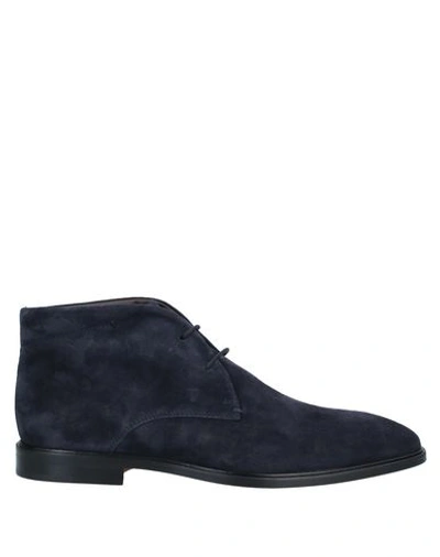 Tod's Boots In Dark Blue