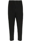 Issey Miyake Homme Plissé  Ribbed Cropped Trousers - Black