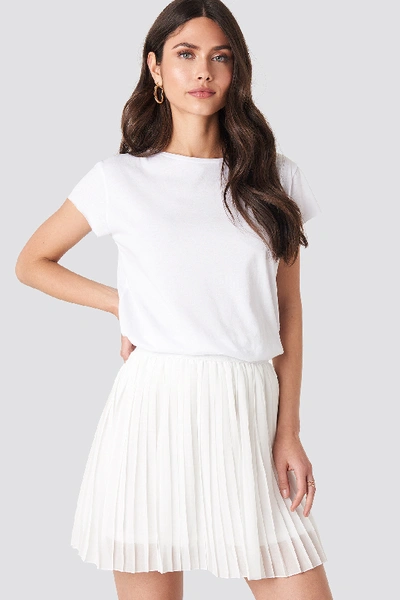 Na-kd Mini Pleated Skirt White In Off White