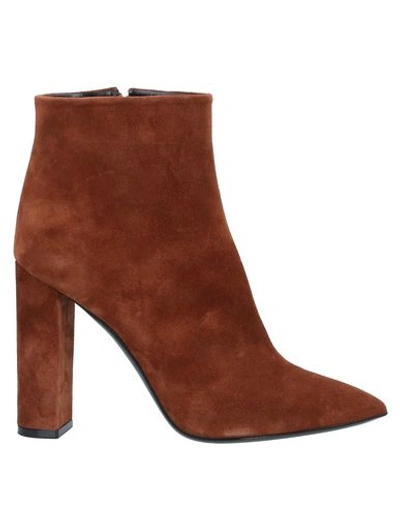 Gianni Marra Ankle Boot In Brown