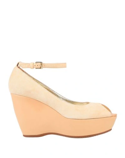 Hogan Pumps In Beige