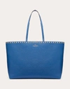 Valentino Garavani Large Grain Calfskin Leather Rockstud Shopping Bag In Blue