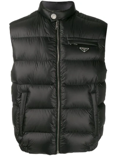 Prada Logo Plaque Padded Gilet In F0qmp Nero Salvia