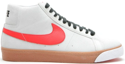 Pre-owned Nike  Sb Blazer Swoosh Life In White/light Hot Red