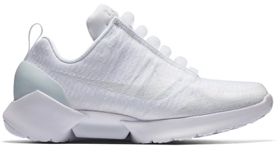 Hyperadapt white top