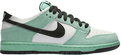 Pre-owned Nike  Dunk Sb Low Sea Crystal In Green Glow-summit White/black