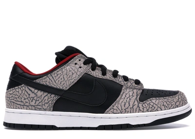 Pre-owned Nike Sb Dunk Low Supreme Black Cement (2002) In Black/black-cement Grey