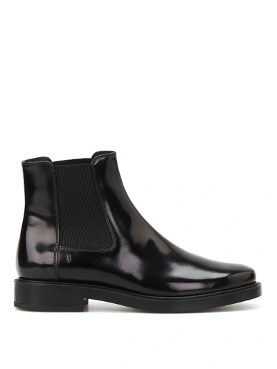 Tod's Smooth Leather Ankle Boots In Black