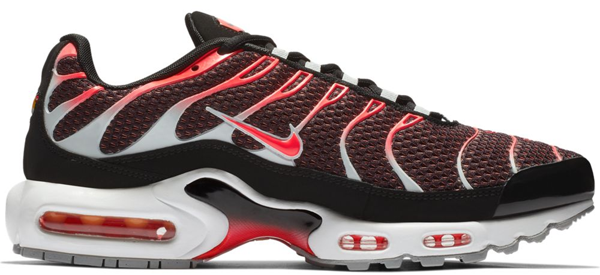 nike air max plus bright crimson
