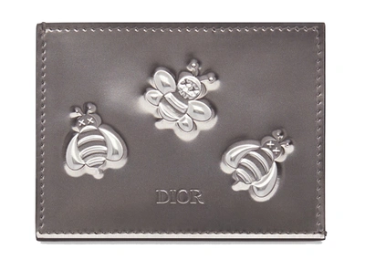 Pre-owned Dior  X Kaws Card Holder Calfskin Bee Print Silver