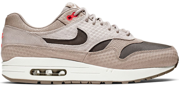nike air max 1 cut out swoosh moon particle