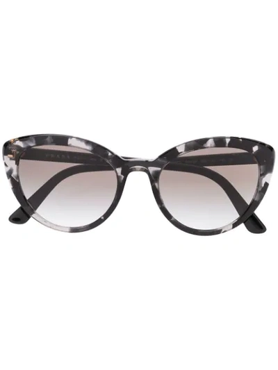 Prada Cat Eye Sunglasses In 黑色
