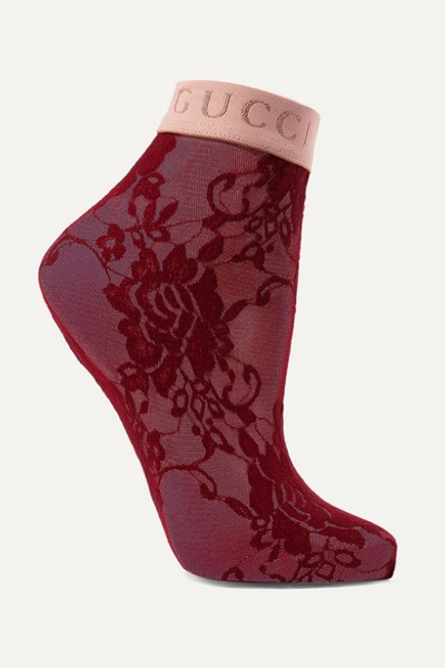 Gucci Floral Lace Ankle Socks In Red