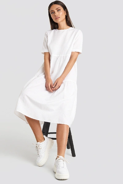 Karo Kauer X Na-kd Flounce Midi Dress - White