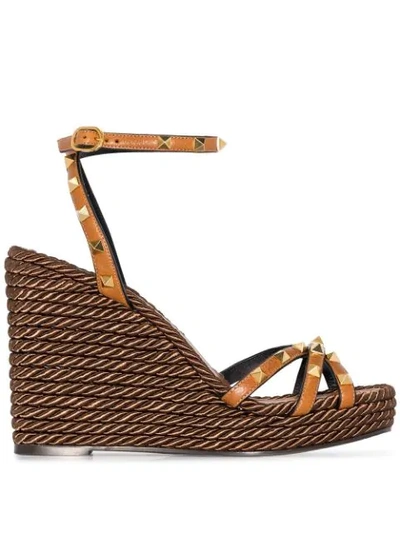 Valentino Garavani Torchon 120mm Rockstud Wedges In Brown