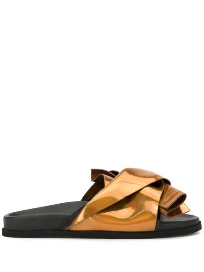 N°21 Twisted Detail Slide Sandals In Gold