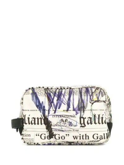 Pre-owned John Galliano Newspaper Pattern Washbag In Neutrals