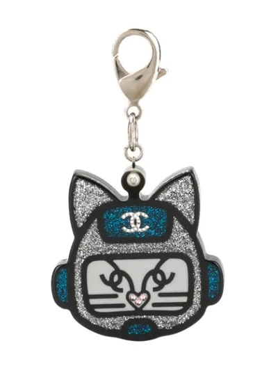 Pre-owned Chanel Cc Logo Keyring In Silver