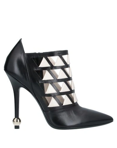 Roger Vivier Ankle Boots In Black