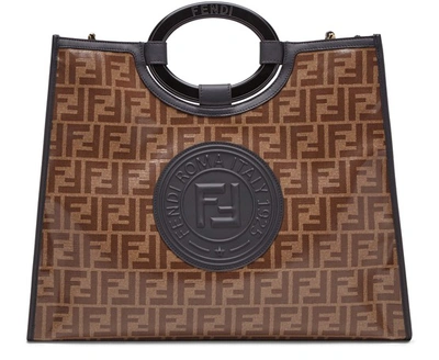 Fendi Runaway Shopper In Marron