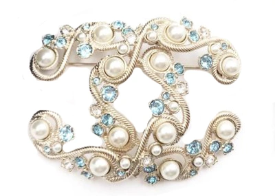 Pre-owned Chanel Filigree Brooch Crystal Pearl Large Gold/blue