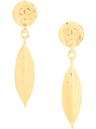 Pre-owned Chanel Swinging Leaf Logo Earrings In Gold