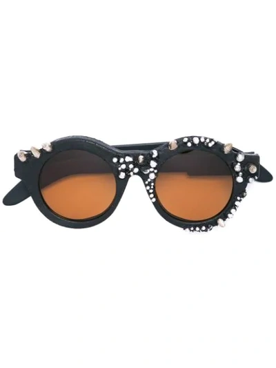 Kuboraum Stud Detail Sunglasses In Black
