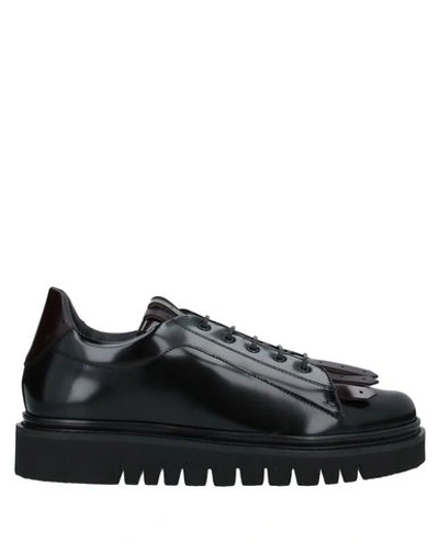 John Galliano Laced Shoes In Black