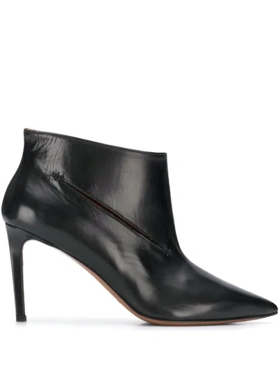 L'autre Chose Pointed Toe Boots In Black