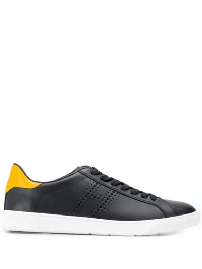 Hogan Low Top Sneakers In Black