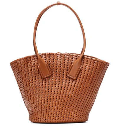 Bottega Veneta Basket Intrecciato Leather Tote Bag In Brown