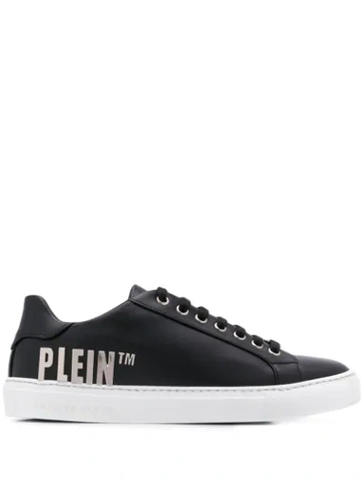 Philipp Plein Low-top Logo Plaque Sneakers In Black