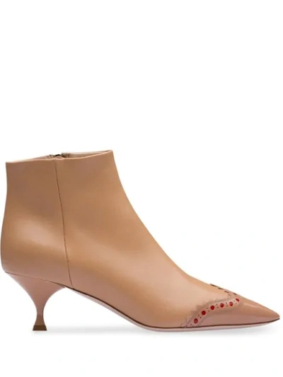 Miu Miu Stiefel Mit Budapestermuster In Nude