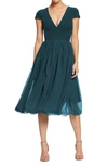 Dress The Population Corey Chiffon Fit & Flare Cocktail Dress In Green
