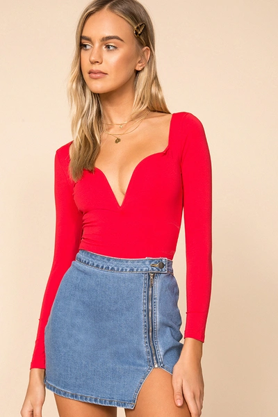 Superdown Margeret Sweetheart Bodysuit In Red