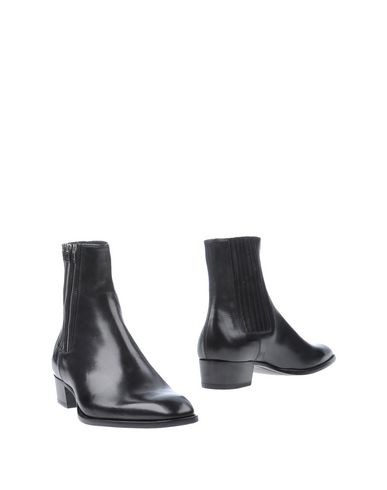 Saint Laurent Ankle Boot In Black | ModeSens