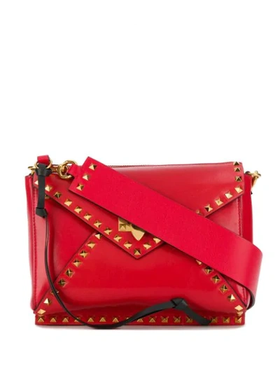 Valentino Garavani Rockstud Shoulder Bag In Red