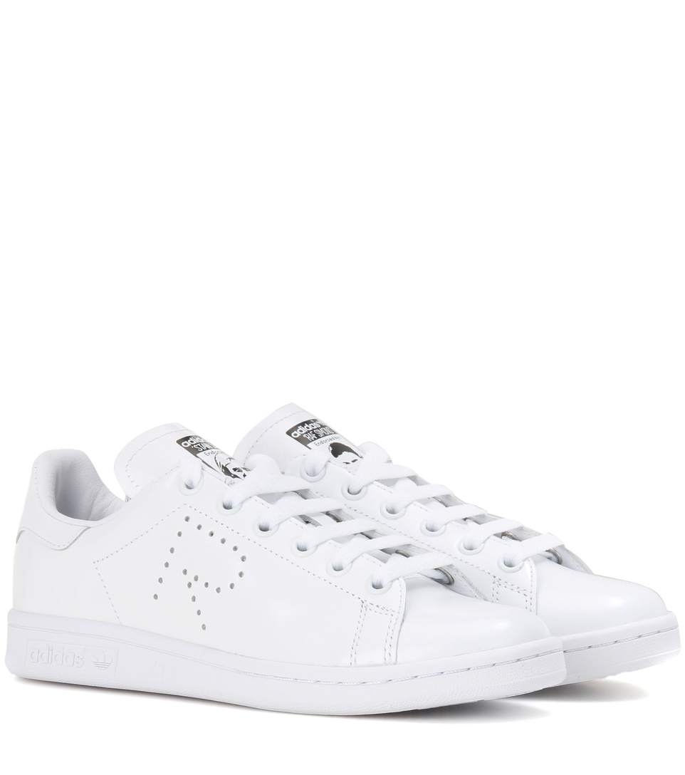 white leather stan smith