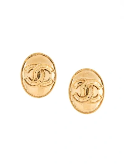 Pre-owned Chanel 1994 Spring Cc Oval Plate Earrings In Gold