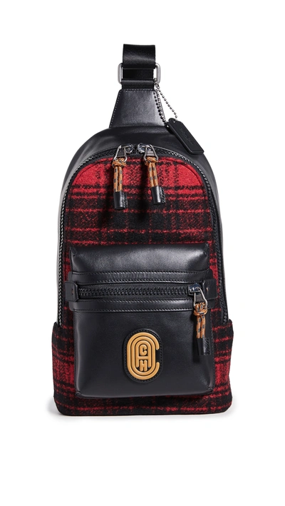 Coach Academy Tasche Mit Aufnäher In Red/black/light Antique Nickel