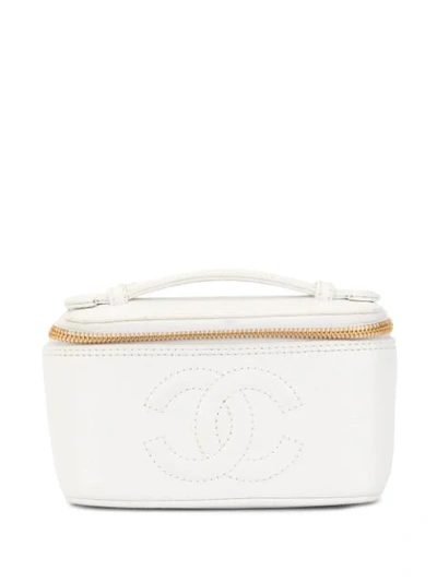 Pre-owned Chanel Cc Cosmetic Bag In White