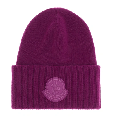 Moncler Logo Patch Wool Beanie In Purple
