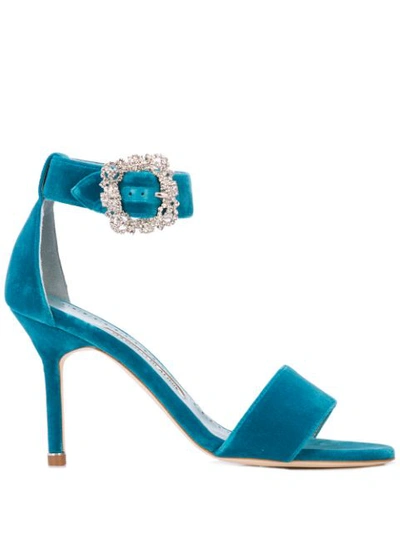 Manolo Blahnik 90毫米“sanghal”带装饰天鹅绒凉鞋 In Blue