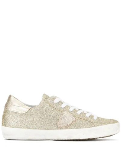Philippe Model Sneakers Low Gold Glitter In Glitter Or