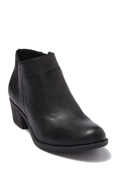 Lucky Brand Brintly Waterproof Ankle Boot In Black 02