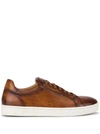 Magnanni Faded Leather Low-top Sneakers In Brown