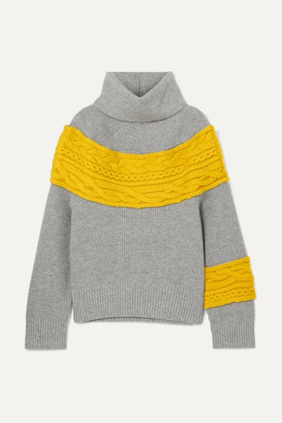 Sacai Cable Knit-paneled Wool-blend Turtleneck Sweater In Gray