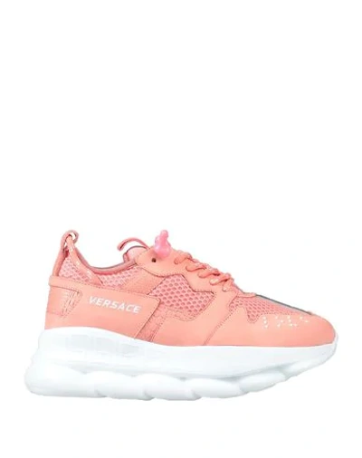Versace Chain Reaction Sneakers In Pink