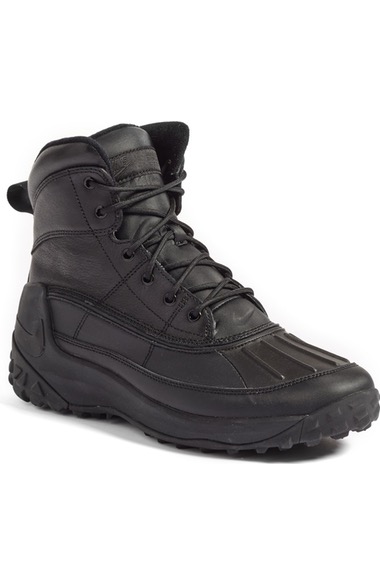 nike kynwood boots black